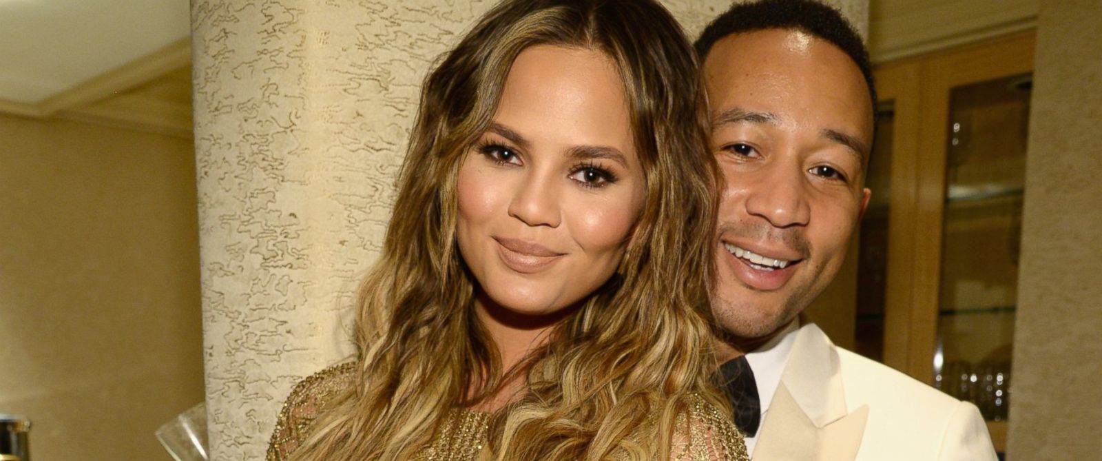 John Legend Compares Trump to HITLER - Imagen 4