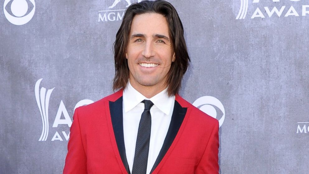 PHOTO: Jake Owen arrives at the 49th Annual Academy Of Country Music Awards at the MGM Grand Hotel and Casino, April 6, 2014, in Las Vegas.