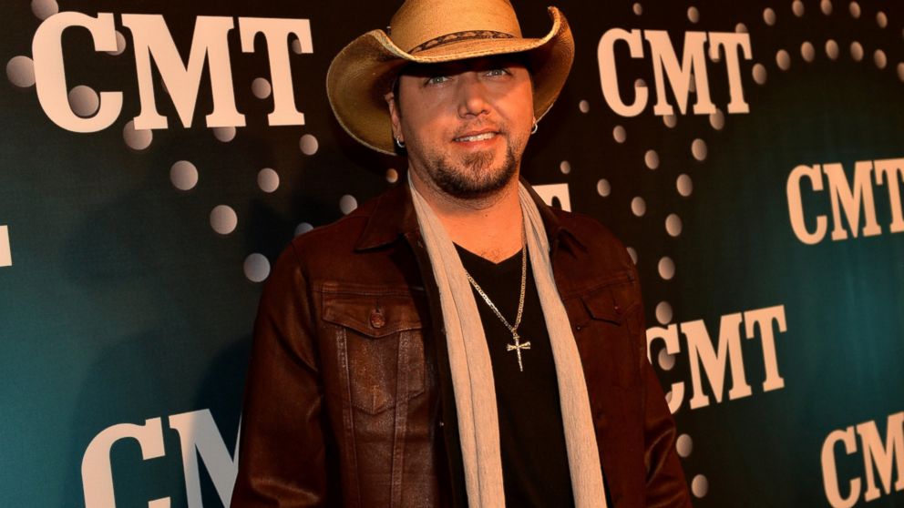 PHOTO: Jason Aldean attends CMT Artists Of The Year 2013 in Nashville, Tenn., Dec. 3, 2013.