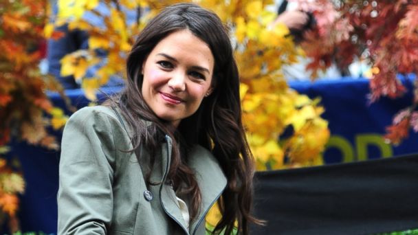 Katie GTY katie holmes ml 131025 16x9 608 Katie Holmes Joins Twitter, Tweets Pic With Taylor Swift