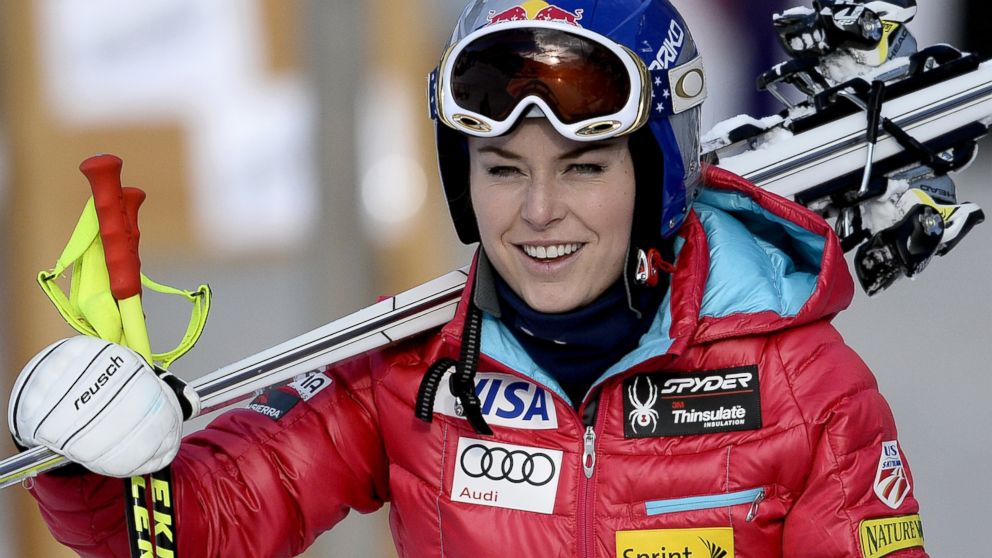 PHOTO: Lindsey Vonn arrives for the Womens World Cup Downhill, Dec. 18, 2013, in Val dIsere, French Alps.