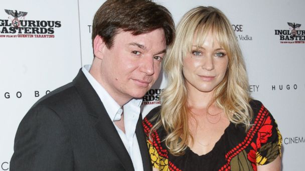 Mike and Kelly GTY myers tisdale jtm 131016 16x9 608 Mike Myers and Kelly Tisdale Expecting Second Child