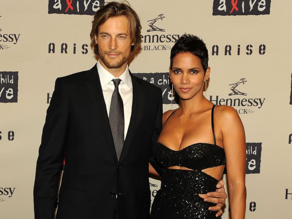 PHOTO: Gabriel Aubry and Halle Berry attend Keep A Child Alives 6th Annual Black Ball at Hammerstein Ballroom, Oct. 15, 2009 in New York.