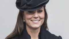 Kate Middleton Steps Out for Remembrance Sunday