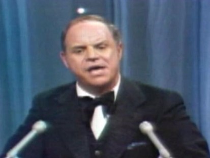 VIDEO: Smoke gets in Don Rickles eyes during roast for Jerry Lewis.