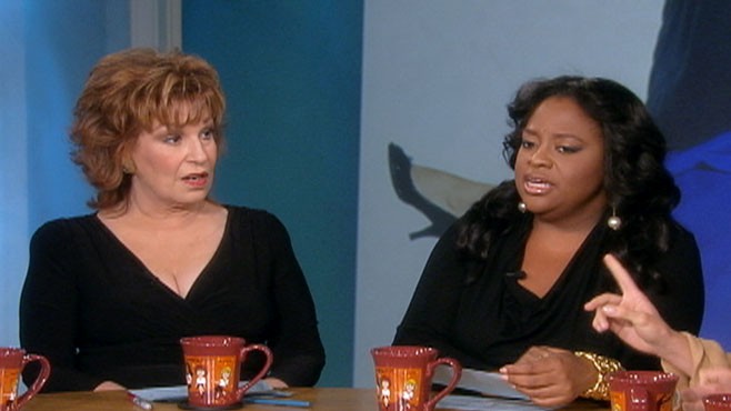 VIDEO: The women discuss blogger Maura Kelly's criticism of Mike and Molly sitcom.
