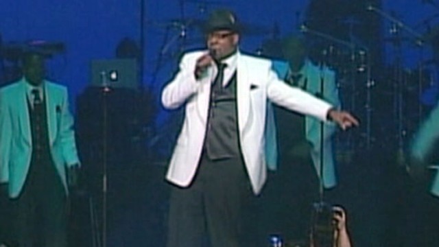 VIDEO: Bobby Brown to Wed Longtime Fiance in Hawaii