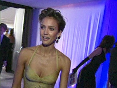 VIDEO: Jessica Alba apologizes for plastering shark conservation posters in Oklahoma City.