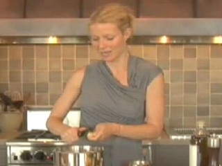 Gwyneth Paltrow Shows Off Her Cooking Skills