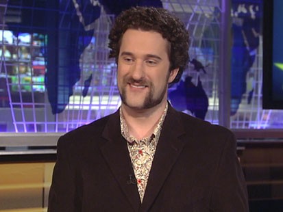 VIDEO: Actor Dustin Diamond on what went on behind the scenes of "Saved by the Bell."