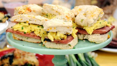 PHOTO: Buttermilk-Scallion Biscuits with Eggs and Griddled Ham