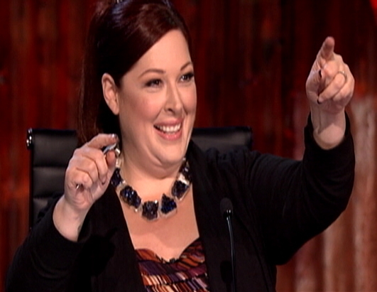 Carnie Wilson's crazy reactions to karaoke singers.