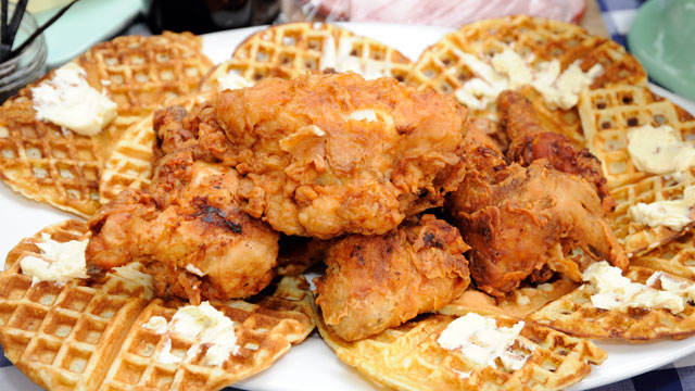 [Image: abc_chicken_waffles_nt_120425_wmain.jpg]