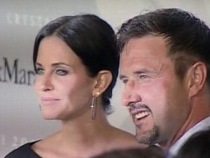 Video: Courtney Cox and David Arquette try trial separation.