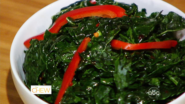 PHOTO: Daphne Oz's live longer salad