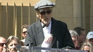 Frail, Ill Dennis Hopper Accepts Star on Hollywood Walk of Fame