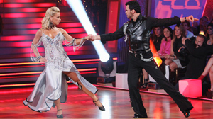 PHOTO Kate Gosselin and Tony Dovolani compete on "Dancing with the Stars."