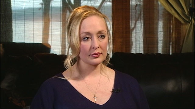 PHOTO: Mindy McCready claims her son suffered physical abuse. Country music singer says her mother's bizarre beliefs put son in jeopardy.