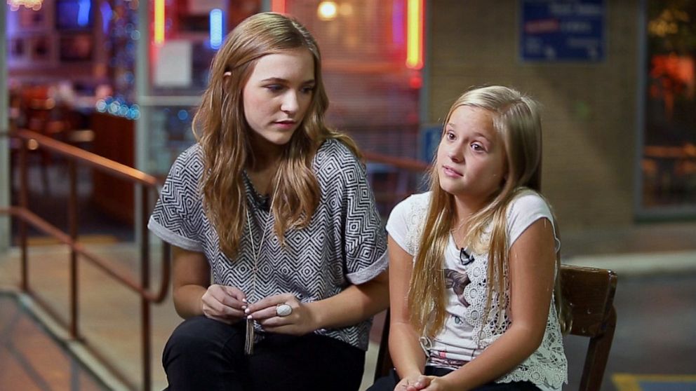 PHOTO: Lennon and Maisy Stella