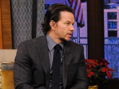 PHOTO: Mark Wahlberg appears on Live! With Kelly and Michael, Dec. 12 ...