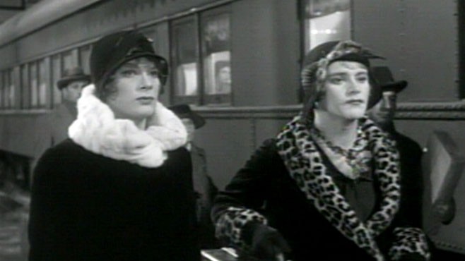 VIDEO: Actor Tony Curtis was best known for Some Like It Hot and The Defiant Ones.