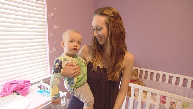 PHOTO: Olivia Perry, 18, holds her 11-month-old daughter Eden. Both are featured in an upcoming Lifetime reality TV series,
