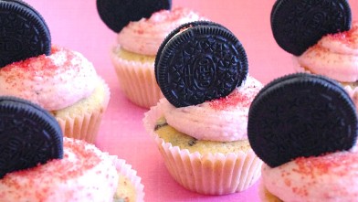 PHOTO: Lauren Torrisi's strawberry Oreo cupcakes are shown here.