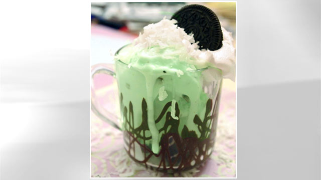 PHOTO: Lauren Torrisi's coconut mint Oreo sundae is shown here.