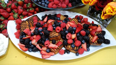 PHOTO: Rao's grilled pound cake with berries is shown here.