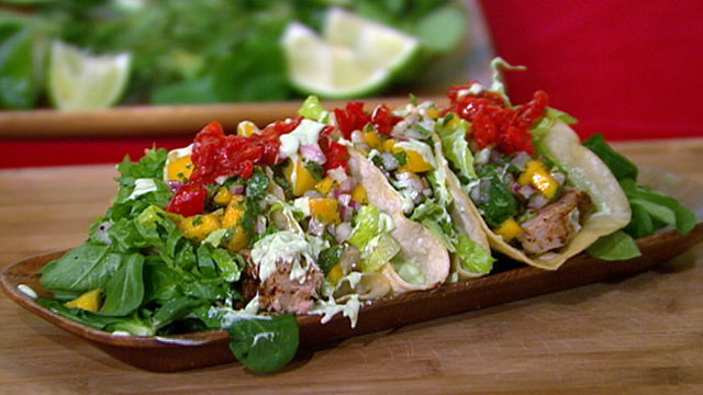PHOTO: Seared Blackened Ahi Tuna Soft Shell Tacos