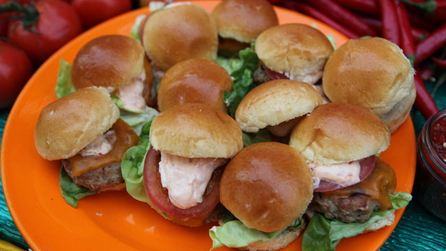 Anne Burrell S Turkey Burger Sliders Recipe Abc News