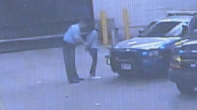 VIDEO: Atlanta police bring actress into station for booking after disorderly conduct arrest.