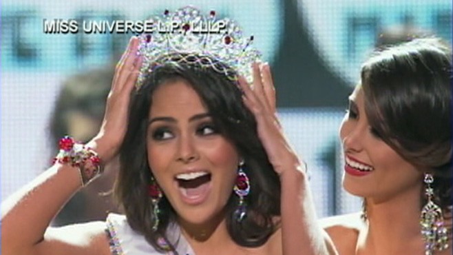 VIDEO: Jimena Navarette is crowned at the Miss Universe 2010 competition in Las Vegas.