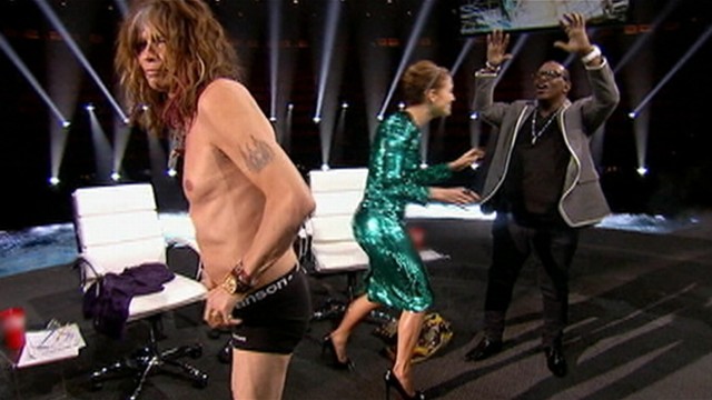 VIDEO: Steven Tyler moons camera at Las Vegas taping.