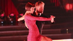 PHOTO: This May 13, 2013 photo released by ABC shows country singer Kellie Pickler and her partner Derek Hough performing on the celebrity dance competition series 