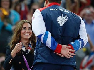 Photos: Kate Awards Medals at Paralympics