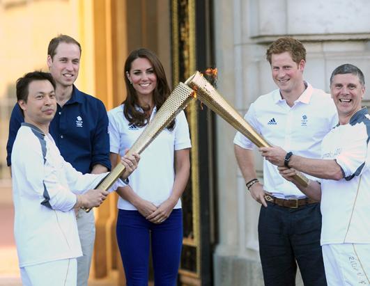 Kate Middleton Greets Olympic Torch