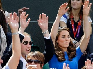 Photos: Kate Middleton Does the Wave