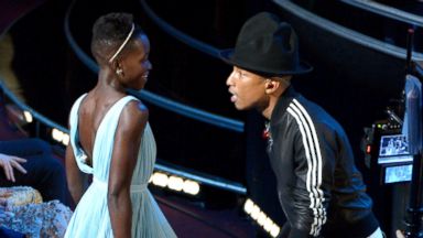 Photos: The Oscar Moments That Made Us Laugh
