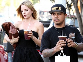 Photos: Celebrity Women Who Love Short Men
