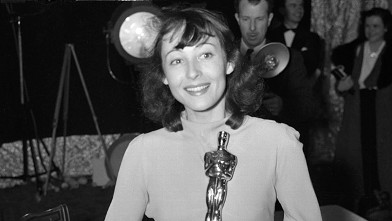 PHOTO: Luise Rainer