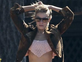 Photos: LeAnn Rimes Enjoys the California Sun
