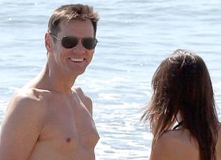 Photos: Jim Carrey and Girlfriend Soak Up the Sun