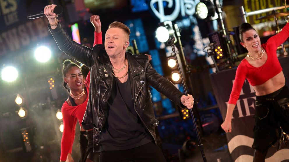 PHOTO: Macklemore and Ryan Lewis perform at Dick Clarks New Years Rockin Eve with Ryan Seacrest 2014 on December 31, 2013 in New York, New York.