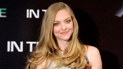 PHOTO: American actress Amanda Seyfried attends "In Time" photo call at Villa Magna Hotel, Nov. 3, 2011 in Madrid, Spain