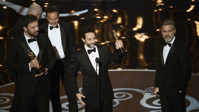 PHOTO: Producer Grant Heslov accepts the Best Picture award for ?Argo? onstage during the Oscars held at the Dolby Theatre on February 24, 2013 in Hollywood, California.
