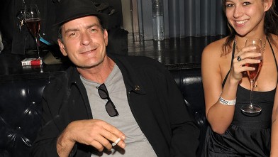 PHOTO: Charlie Sheen and Natalie Kenly attend Chateau Nightclub & Gardens on April 30, 2011 in Las Vegas, Nevada.