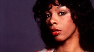 PHOTO: Donna Summer, studio portrait, London, 29th April 1976.