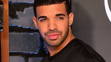 PHOTO: Drake