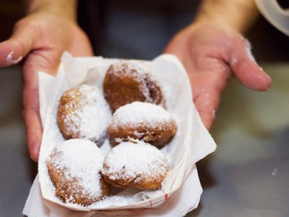 PHOTO: Deep fried Oreos.